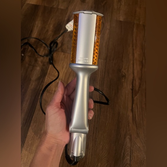 Instyler Tre Milano Model IS 1000. Silver/Orange. Rotating Curling Iron. - Picture 3 of 8